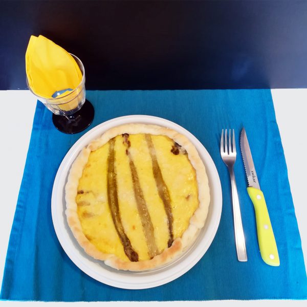 Piatto di plastica bianco 26 cm torta salata con formaggio e asparagi GMA serigrafia delivery